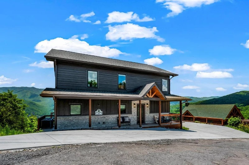 Property image, Interior, of Premier Mountain Views
