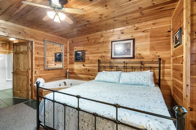Cubby Bear Cabin