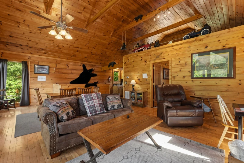 Cubby Bear Cabin