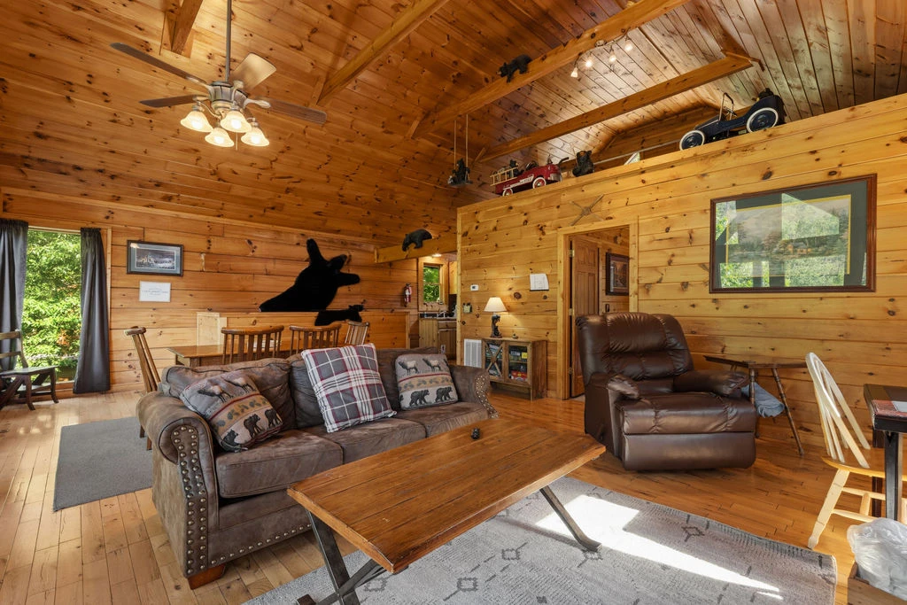 Cubby Bear Cabin