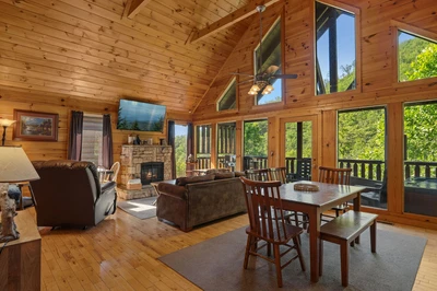 Cubby Bear Cabin