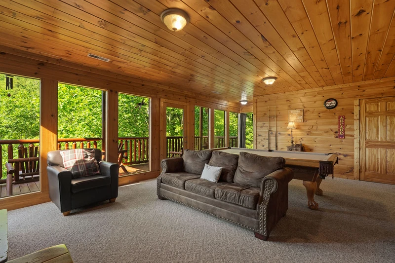 Cubby Bear Cabin