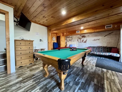 Fall Game Room & Bedroom