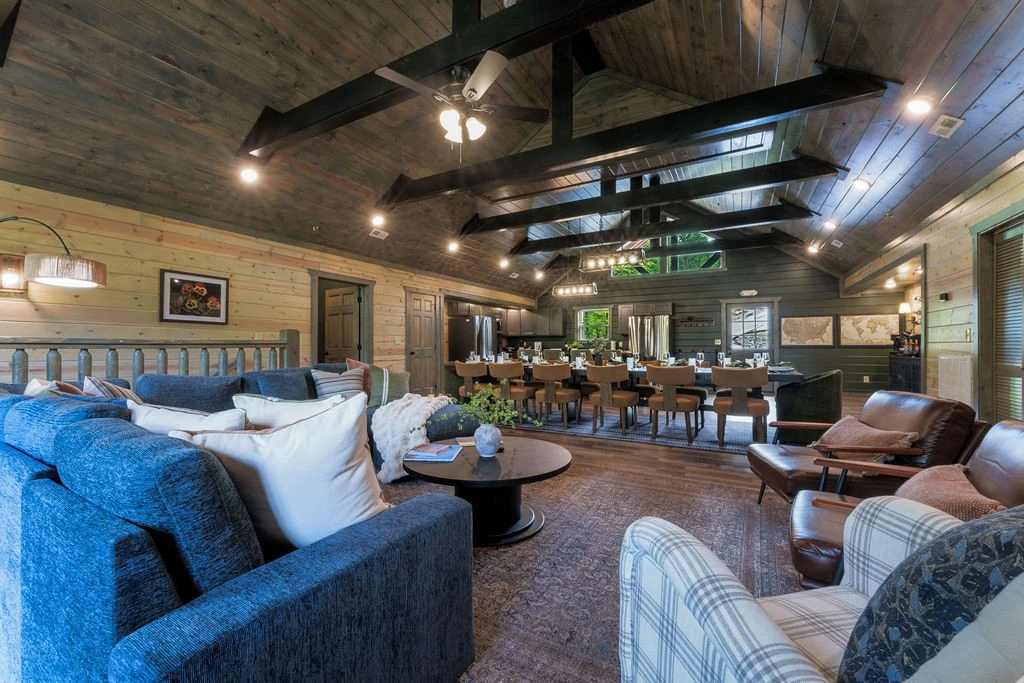 Glenwood Gathering House
