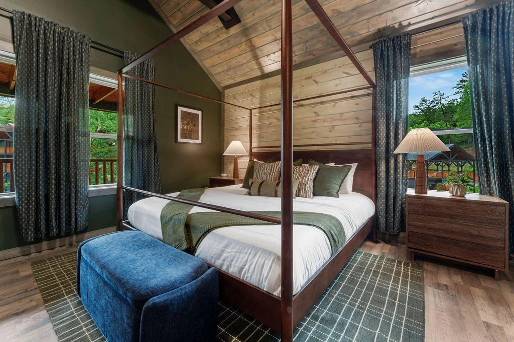 Glenwood Gathering House