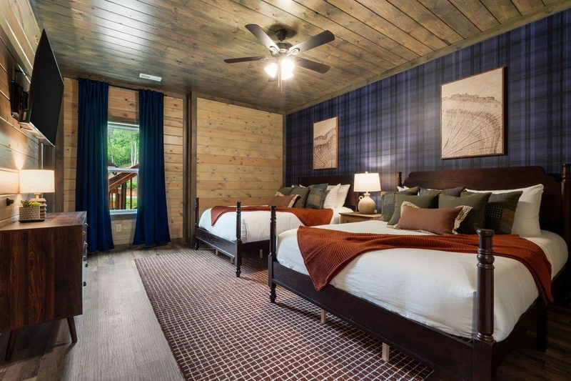 Glenwood Gathering House