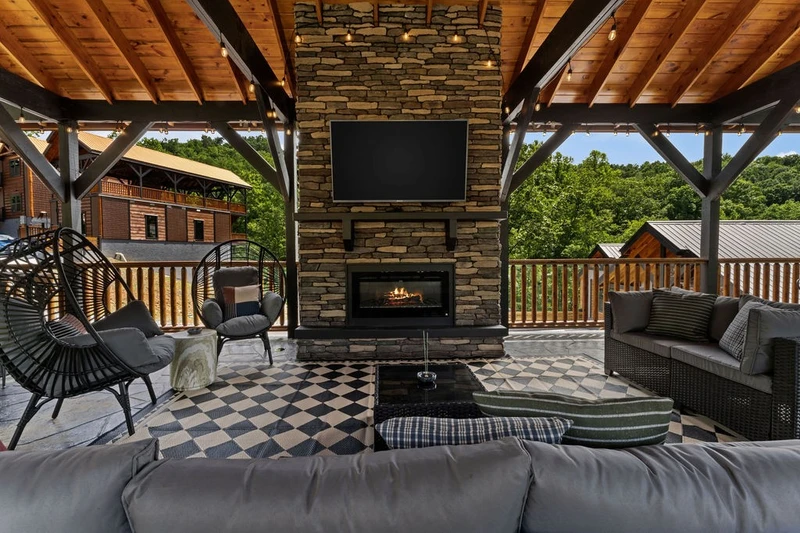 Glenwood Gathering House