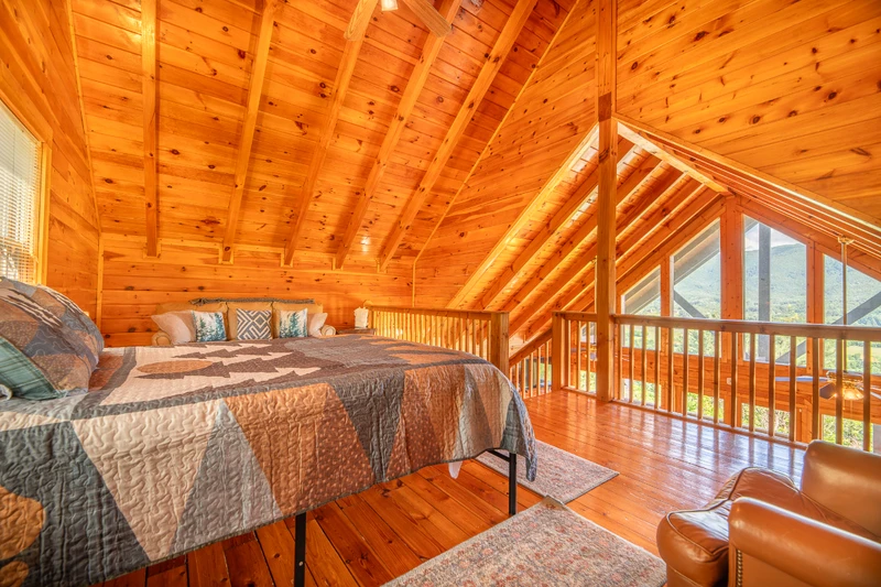 Misty Mountain Treehouse