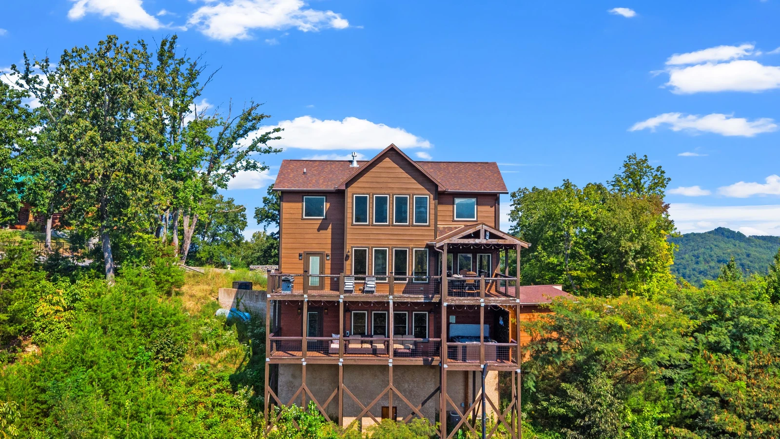 Thunder Bear Ridge
