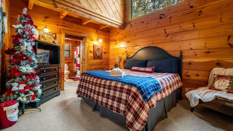 Smoky's Retreat - The Cabin Lady