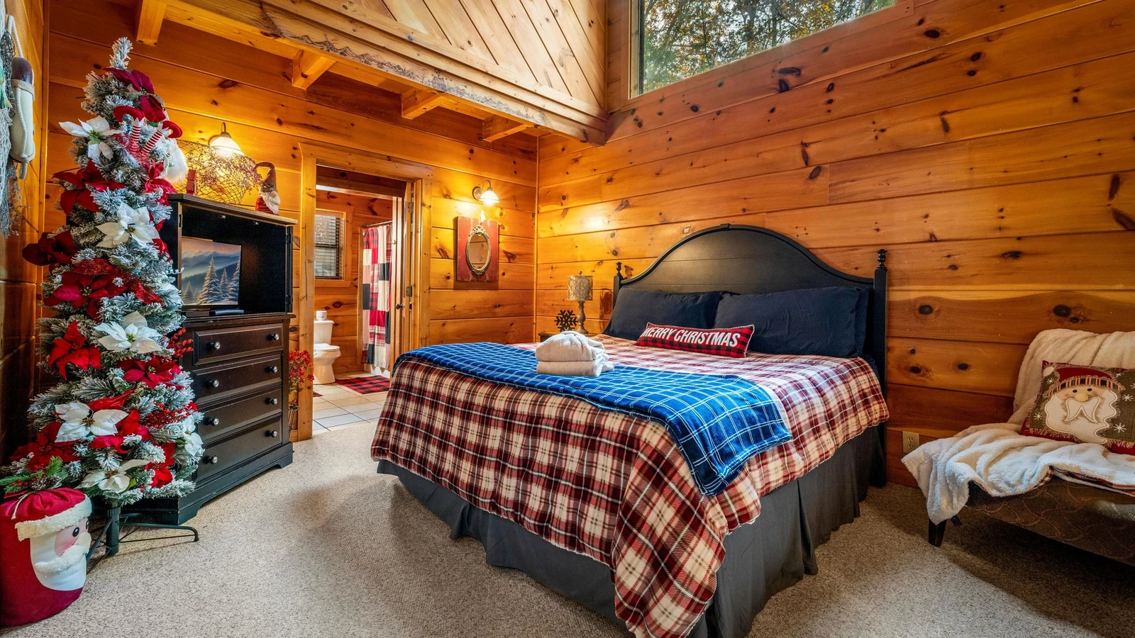 Smoky's Retreat - The Cabin Lady