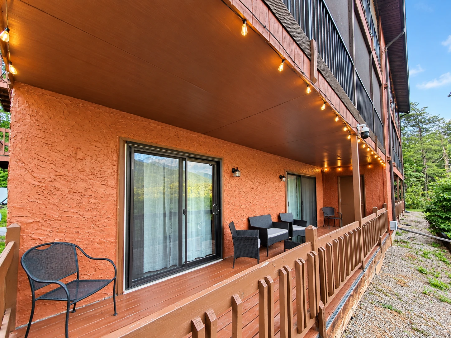 View of the covered deck at Gatlinburg Landing