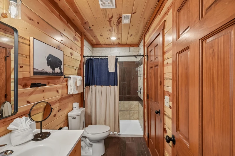 Smoky Summit Lodge