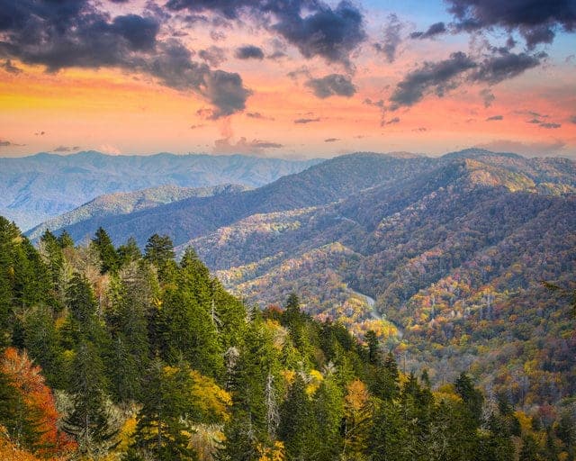 Autumn morning in the Smoky Mountains