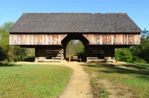 cantilever barn in cades cove