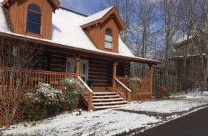 cabin in gatlinburg tn covered in snow