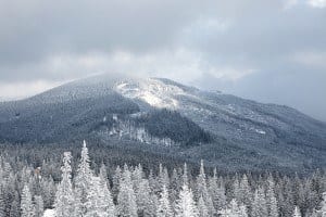 Snow covered mountain during the best time to visit Gatlinburg TN in the winter.