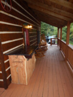 A Cozy Getaway in Between Pigeon Forge and Gatlinburg !!!