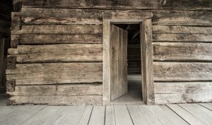 An open door at an historic cabin in Gatlinburg.