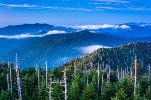 Stunning photograph of the mountains taken from Clingmans Dome.