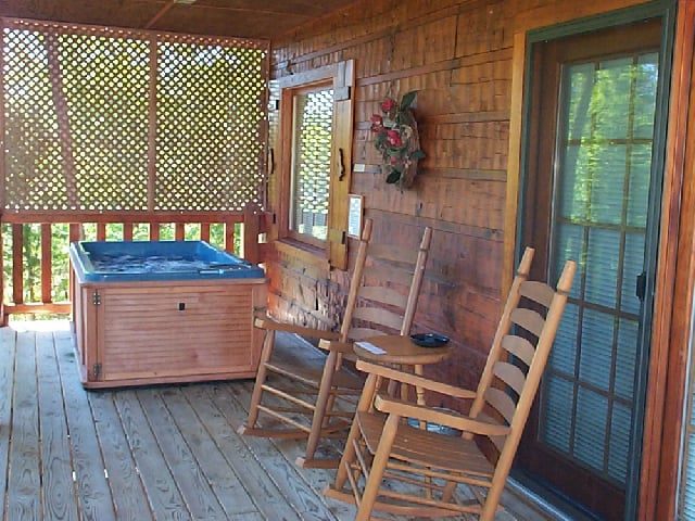 Oak Ridge Cabin