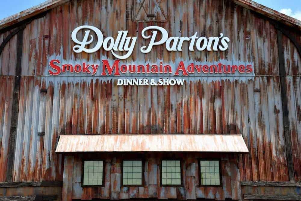 Dolly Parton Smoky Mountain Adventures theater