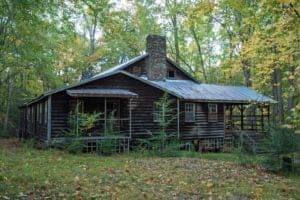 An abandoned cabin in the Elkmont ghost town.