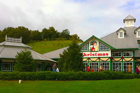 Christmas and Candle Shop at The Apple Barn