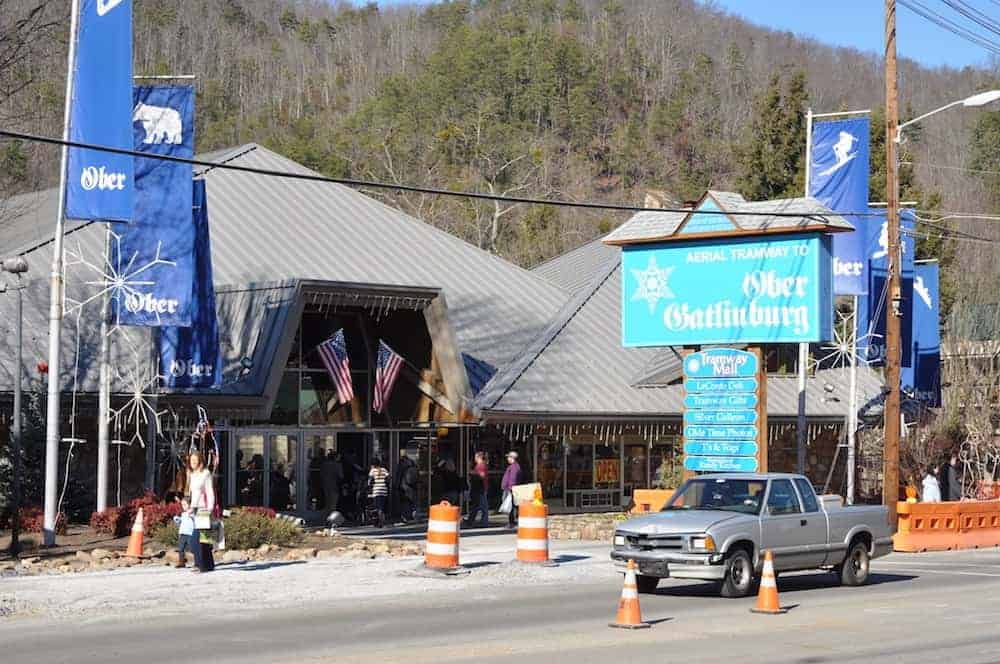 The station for the Ober Gatlinburg Aerial Tramway on The Strip.