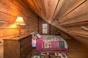 The Pine Knot Cabin