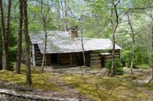 cabin on porters creek trail