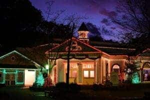 theater at dollywood christmas festival