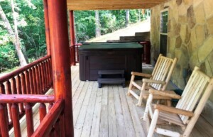 Grizzly Getaway Cabin Rental