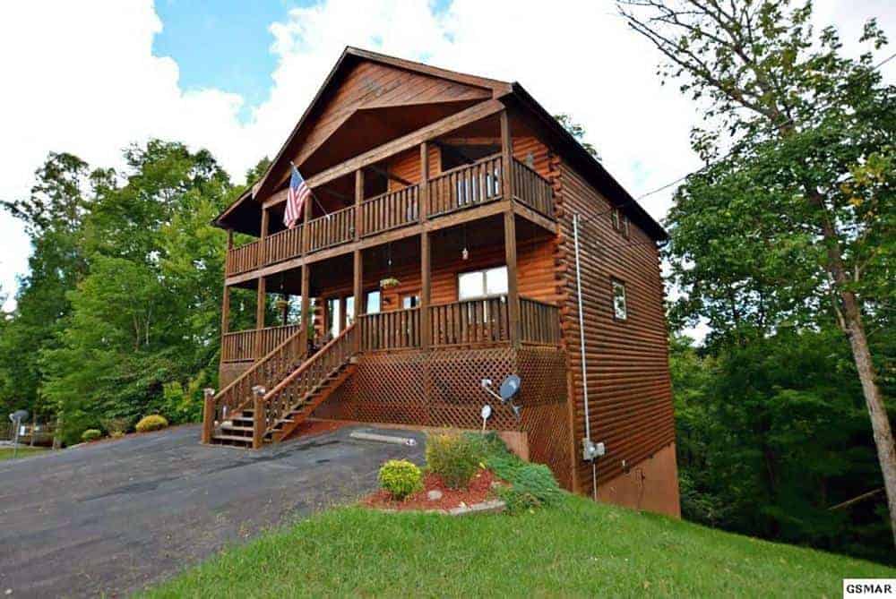 pet friendly pigeon forge cabin rental