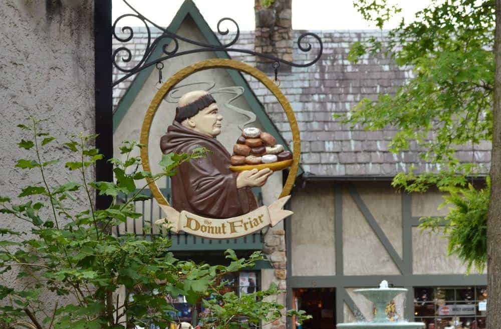 sign for the Donut Friar in Gatlinburg