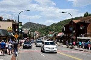 traffic on Gatlinburg Parkway