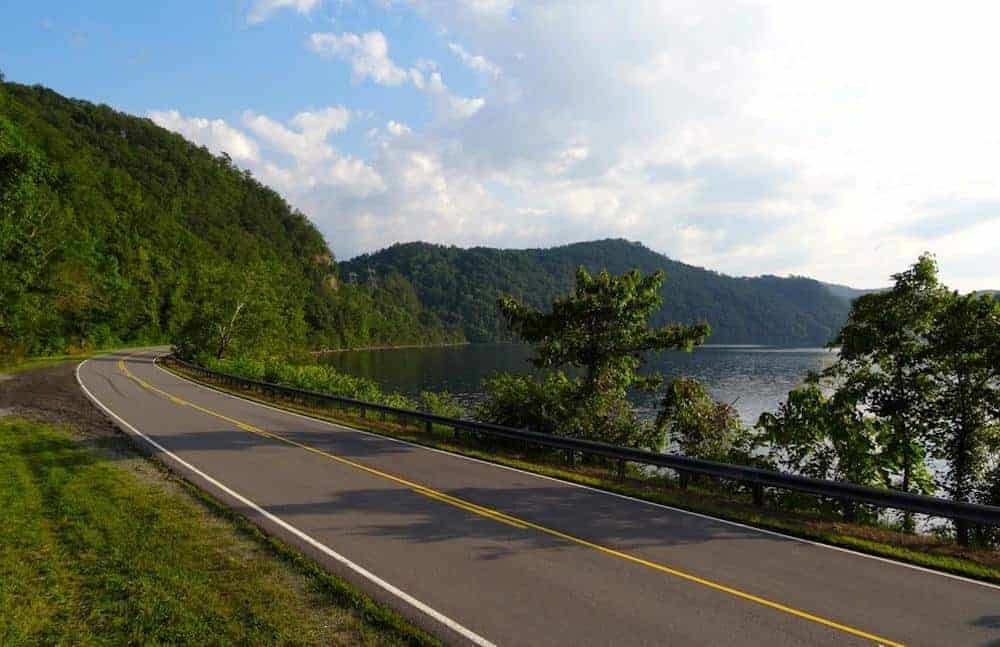 Tail of the Dragon in the Smoky Mountains