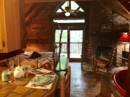 Gatlinburg Adventure Cabins - Teaberry 