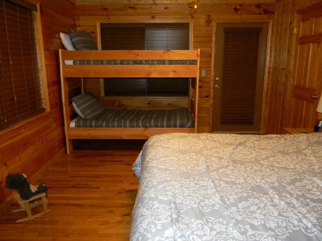 Amys Hide-A-Way