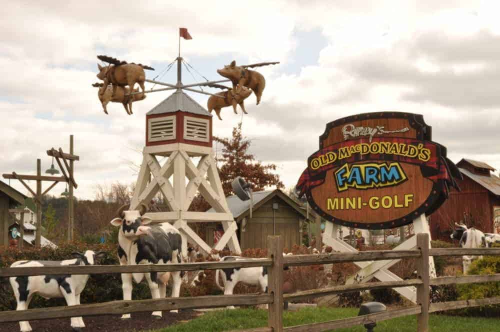 ripley's old macdonal's mini golf