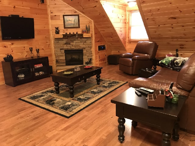 Papa Bears Den
