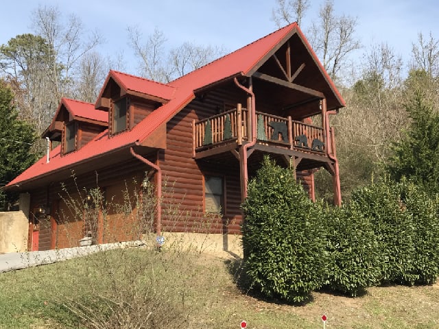 Papa Bears Den