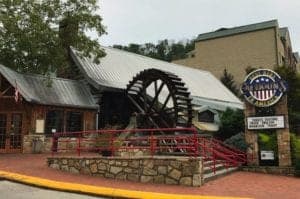 Calhoun's in downtown Gatlinburg