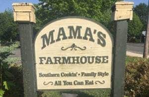 Mama's Farmhouse sign
