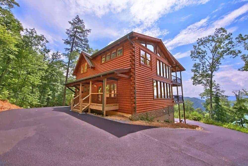 Summit Oasis secluded cabin in Gatlinburg