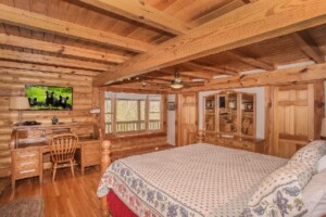 Smoky Bear Lodge