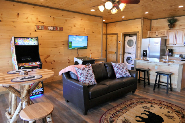 Loanly Bear II Cabin