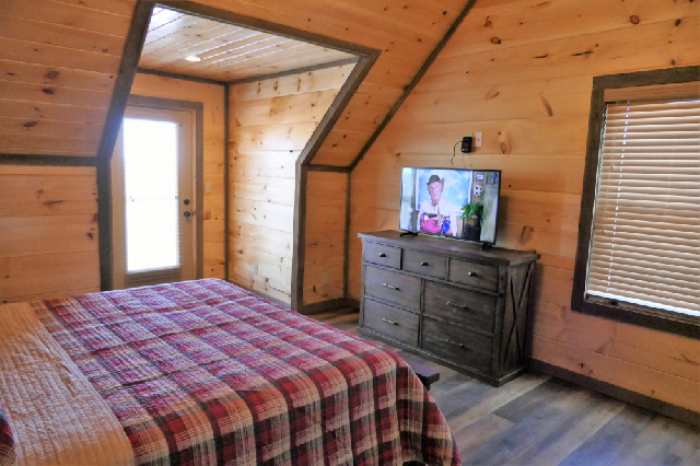 Loanly Bear II Cabin