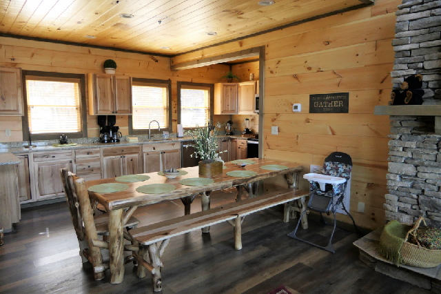 Loanly Bear II Cabin