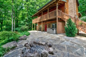 Relaxing front porch with seasonal valley views